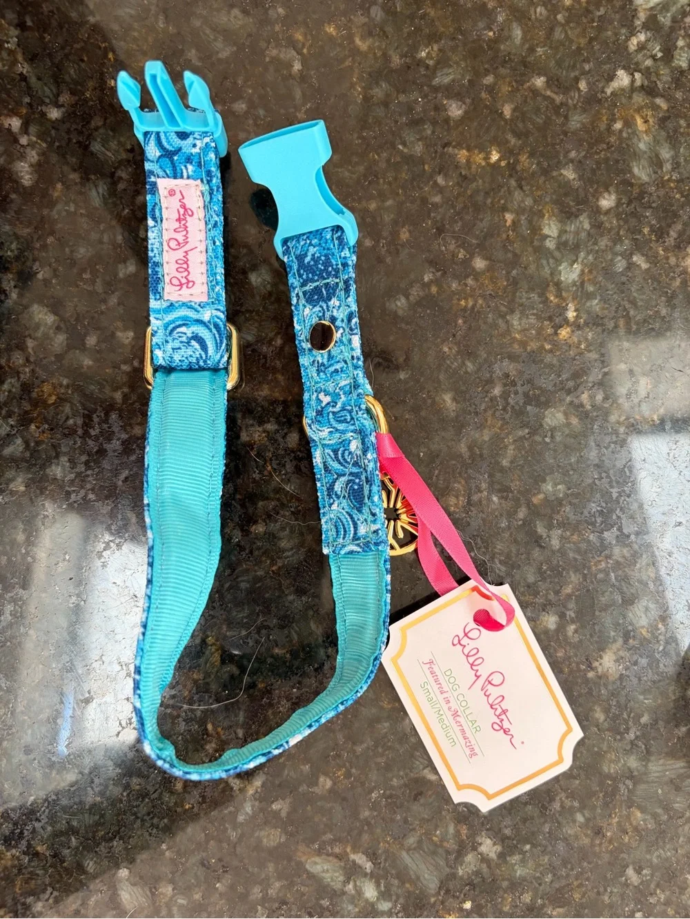 Lilly Pulitzer Turquoise Dog Collar in Mermaizing with Gold Hardware